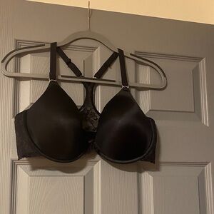 Maidenform Black Satin Bra with Racerback and Floral Lace and front clasp 40D